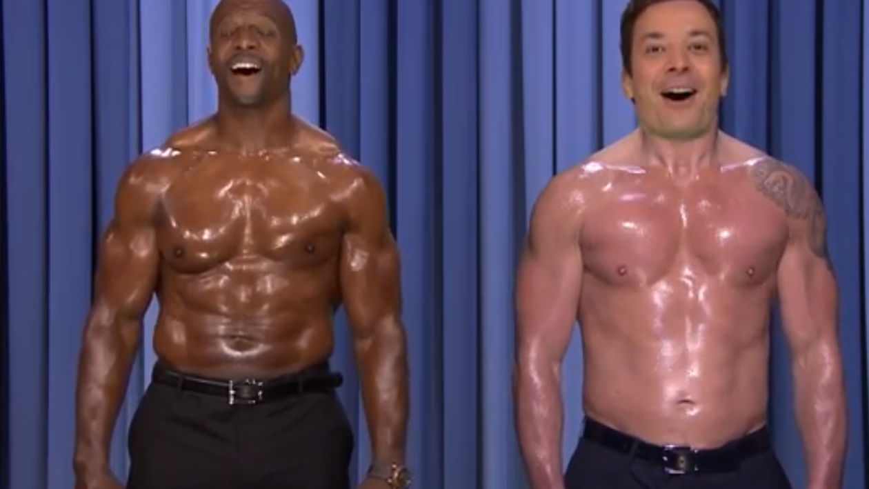 Shirtless Jimmy Fallon Flaunts “SixPack” While Taking Part in First