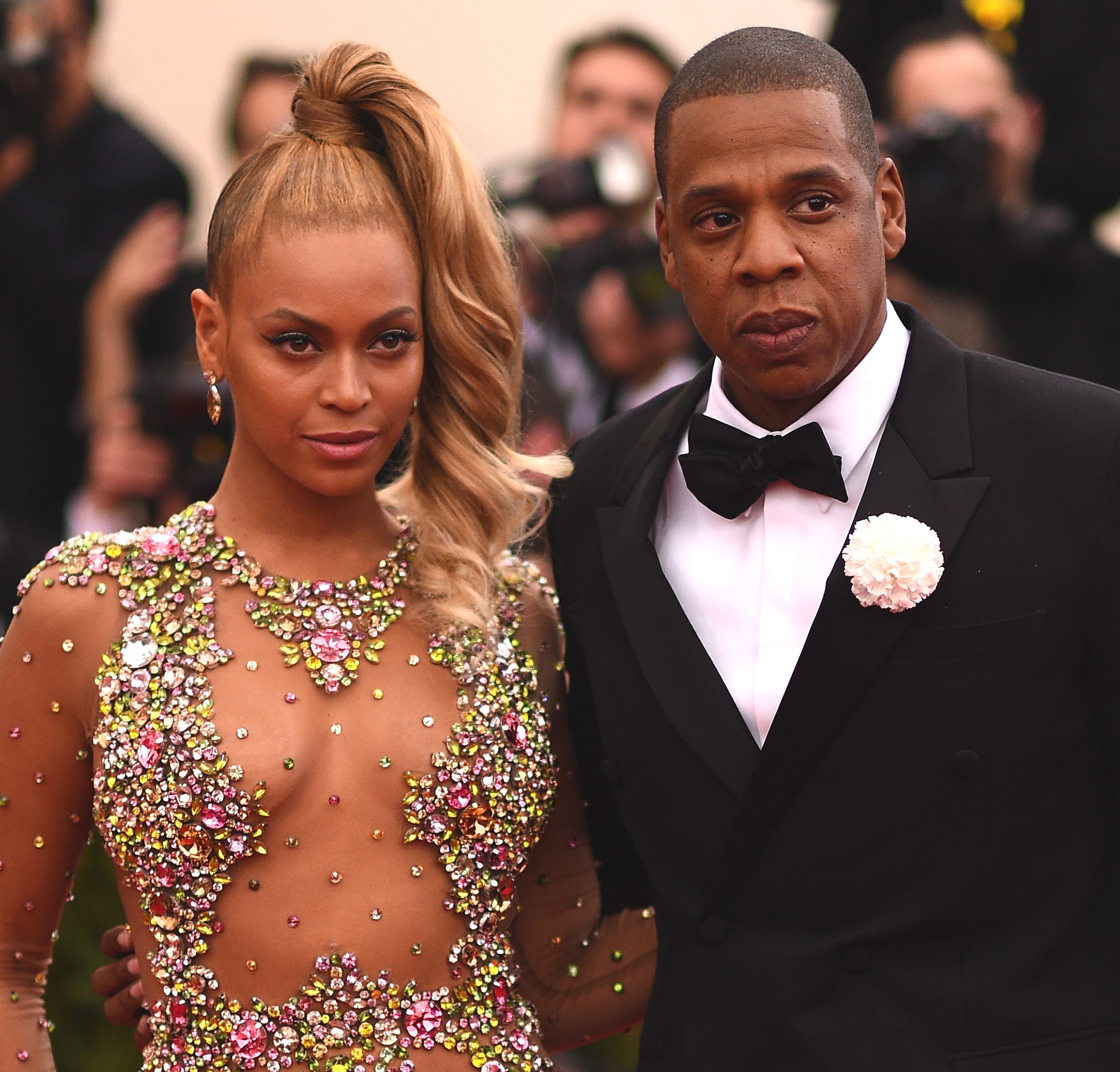 Beyoncé Caught "Screaming" at Hubby JayZ Amid Divorce Rumors (REPORT)