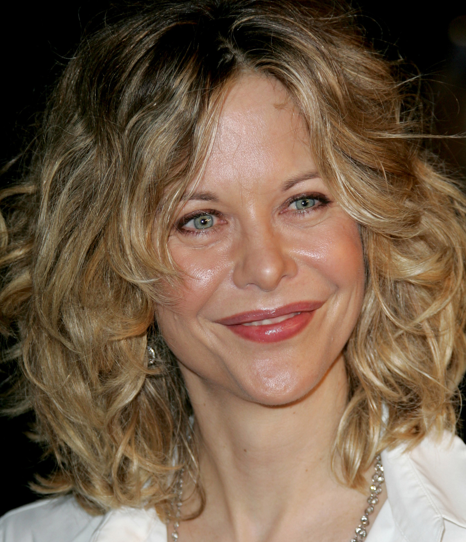 800px x 931px - See Meg Ryan's Shocking Transformation Right Before Your Eyes - Life & Style