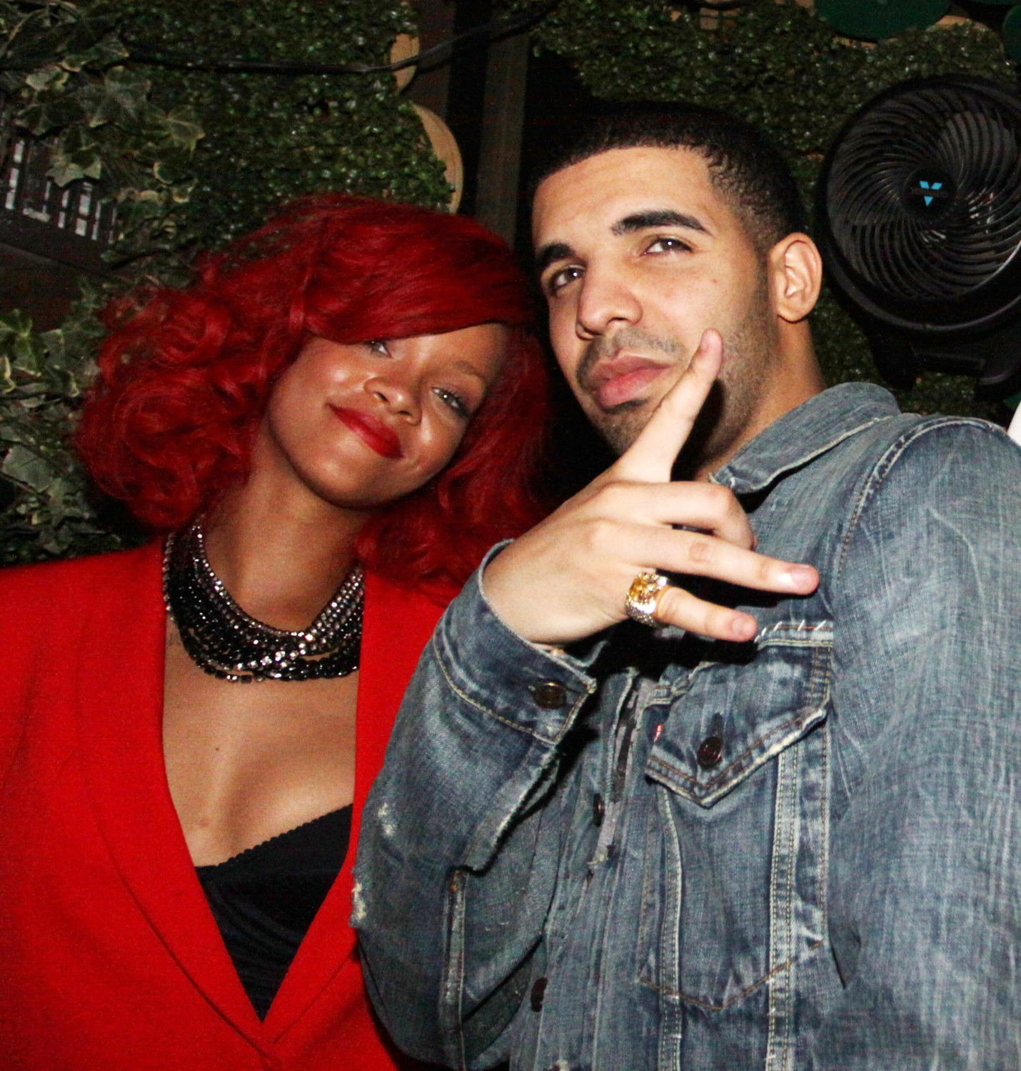 Brunette Rihanna - Drake and Rihanna Planning Destination Wedding in Barbados â€” Get the  Details (EXCLUSIVE) - Life & Style