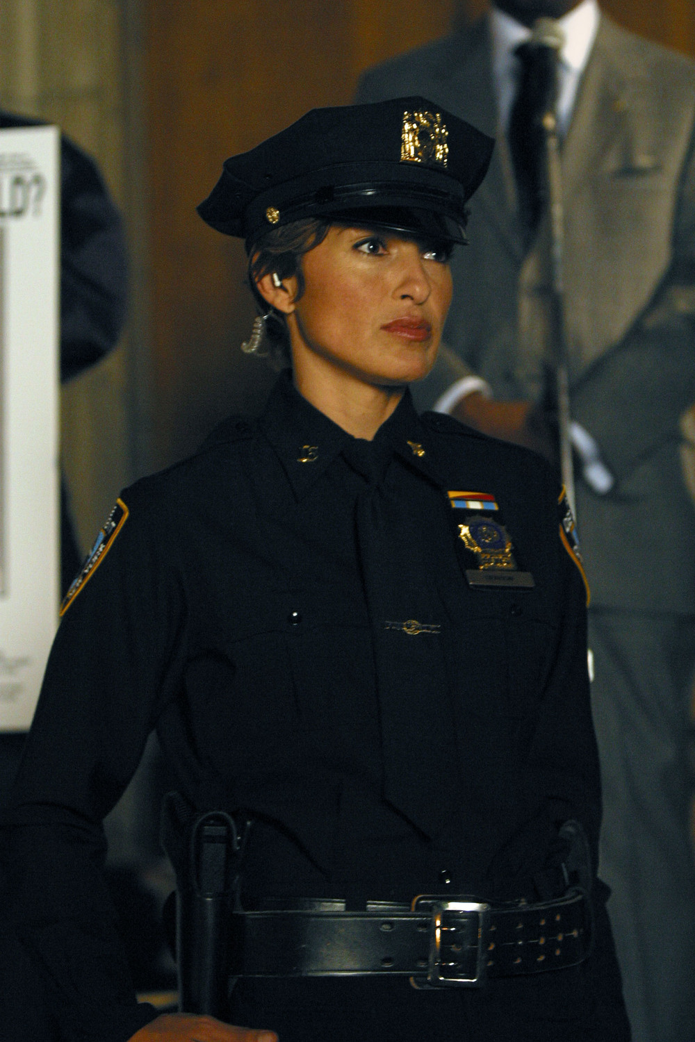 See Mariska Hargitay S Jaw Dropping Transformation Since Season 1 Of Law And Order Svu Life