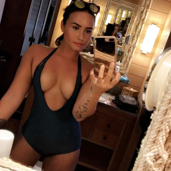 Demi lovato boob job 2