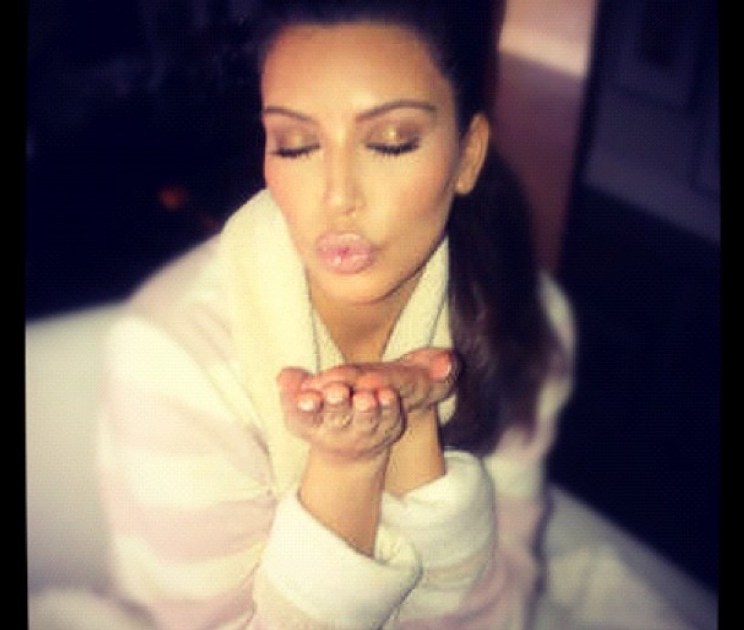 See Kim Kylie And The Rest Of The Kardashians First Instagram Selfie