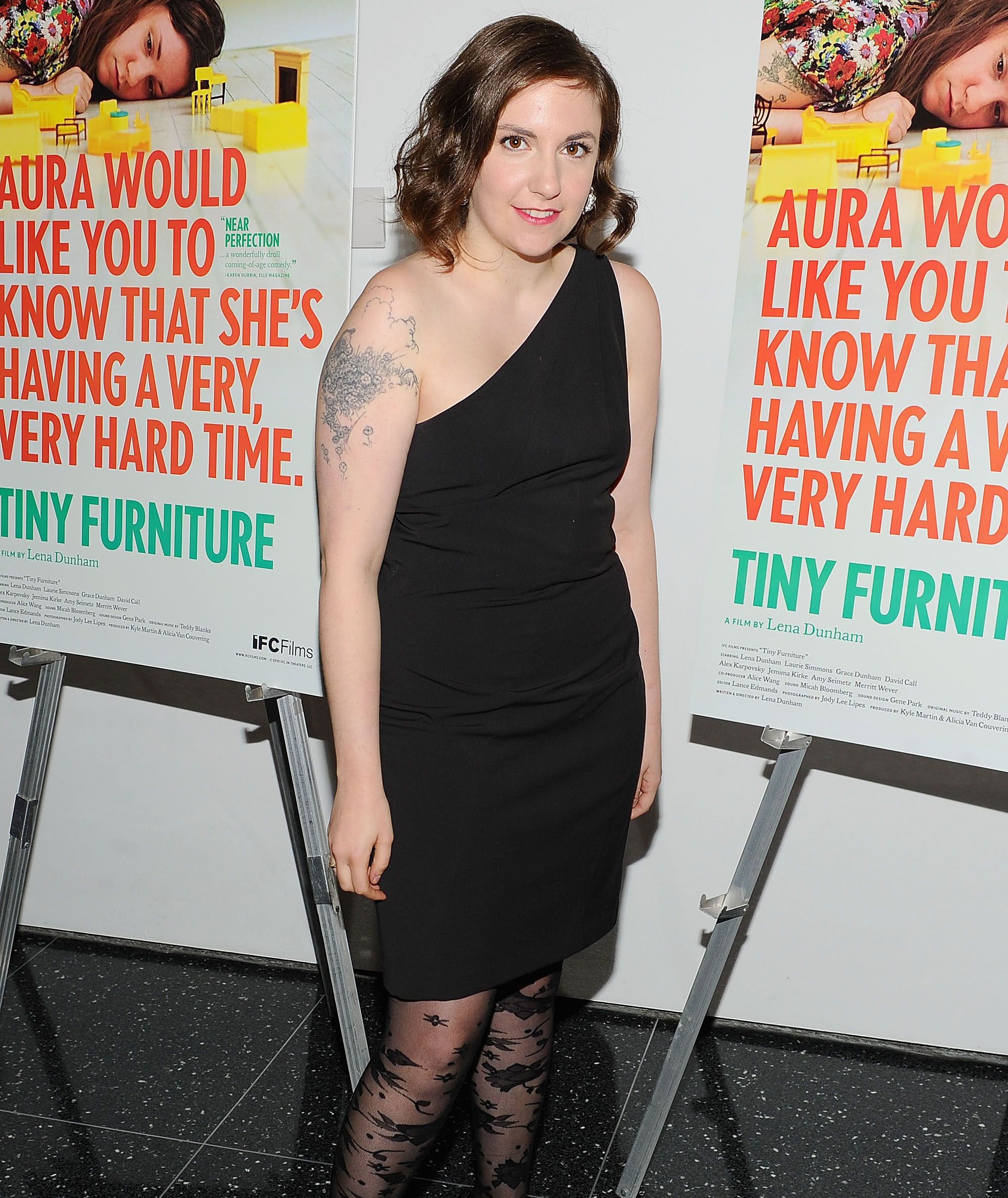 Beach Babes Nudist Collection - Lena Dunham Flaunts Weight Loss in Nude Photo While Talking Body Image