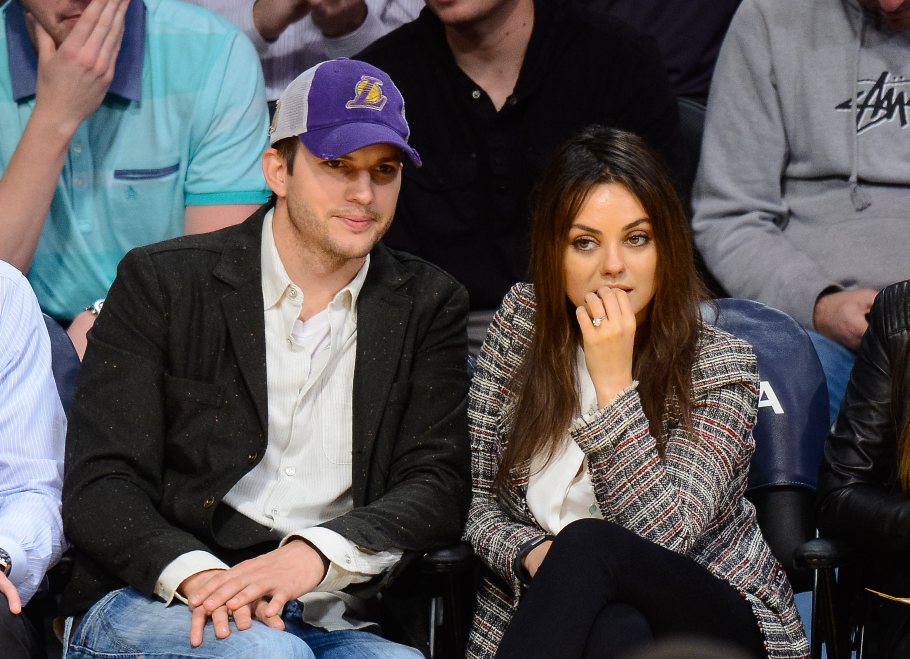 Mila kunis ashton kutcher 2014