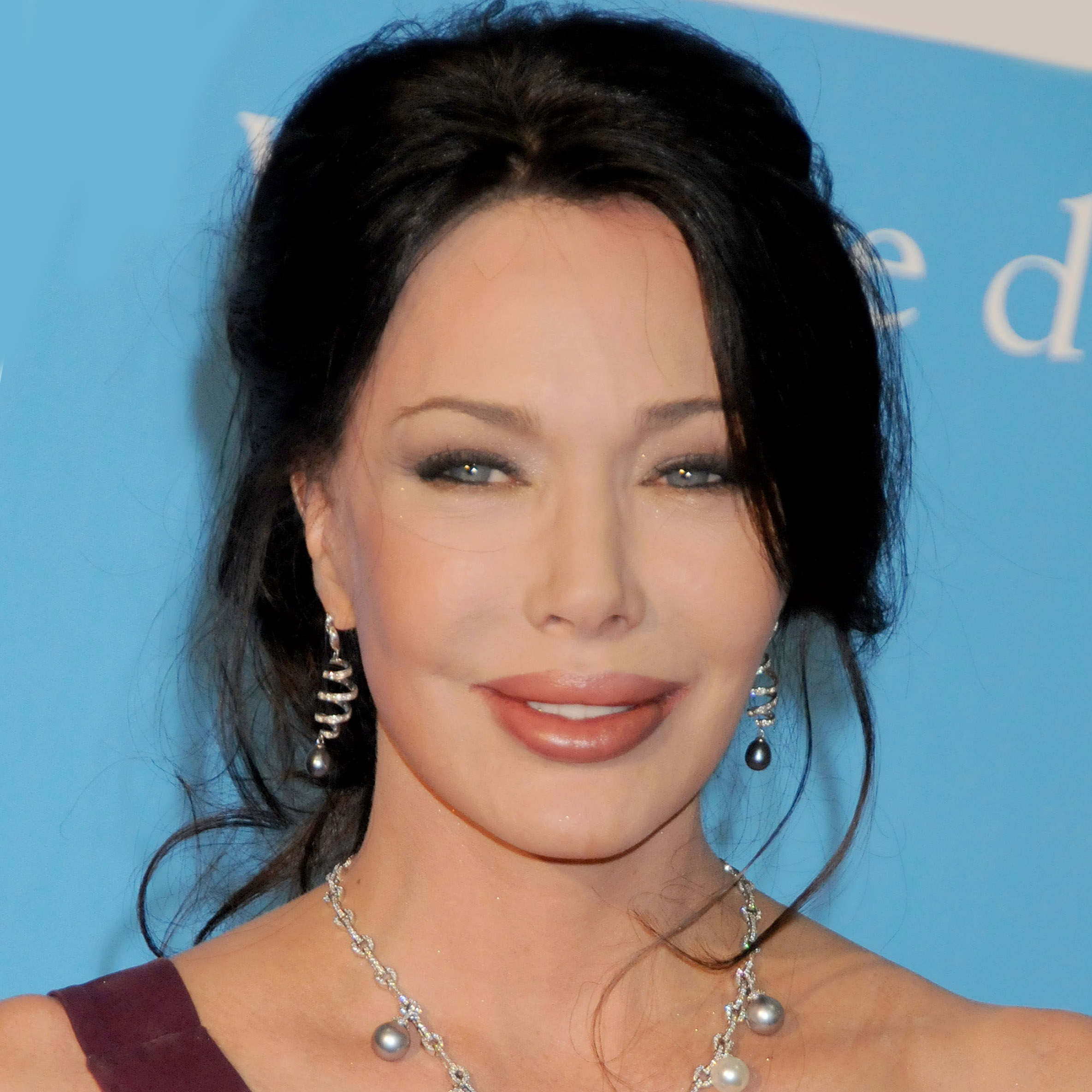 See Hunter Tylo's Shocking Transformation Right Before Your Eyes Life