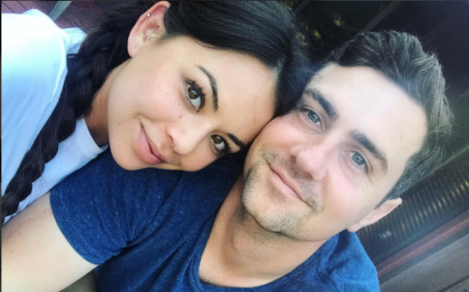 Janel Parrish Engaged See The Pretty Little Liars Star S Ring