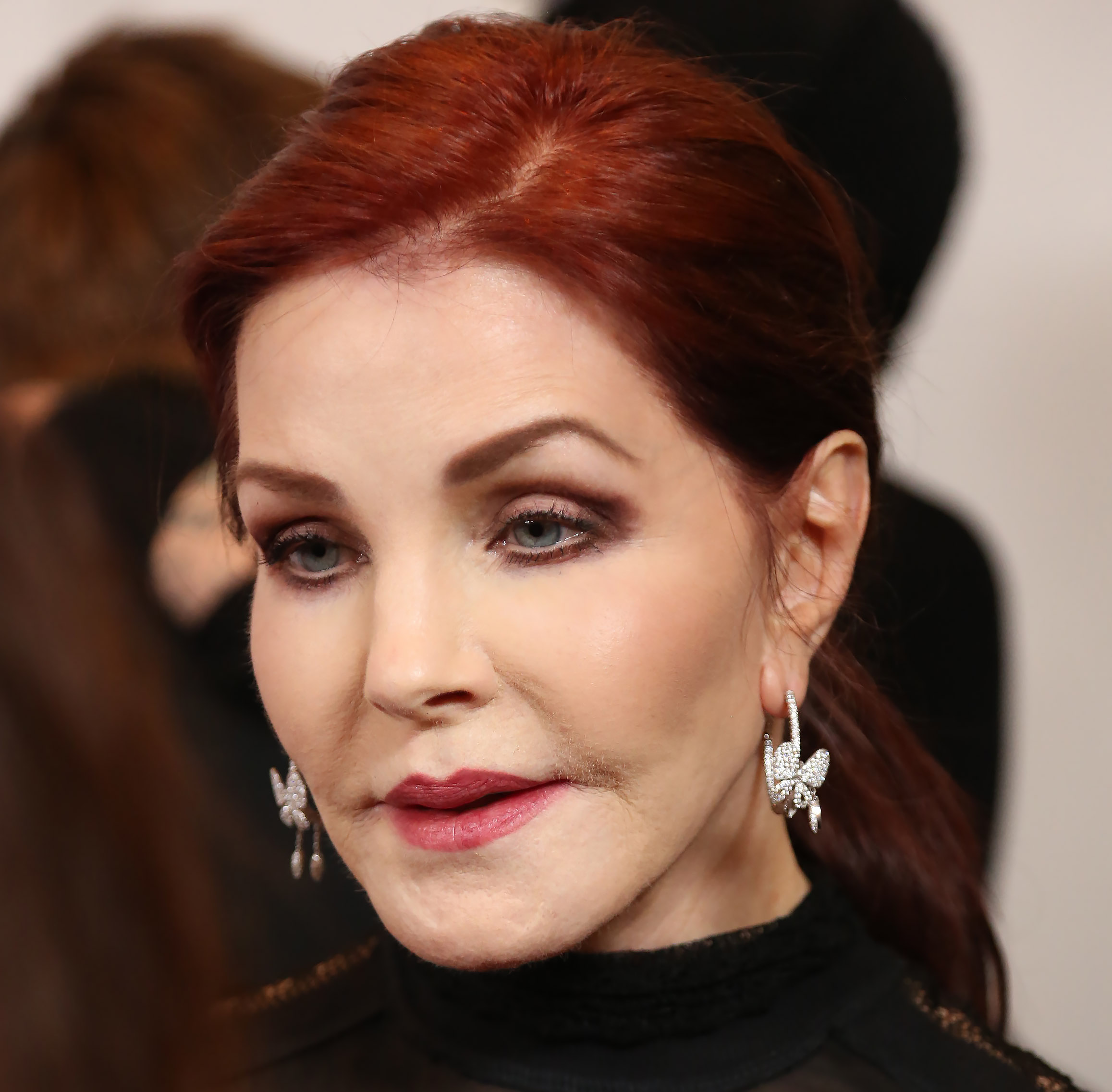 Priscilla Presley sir tom