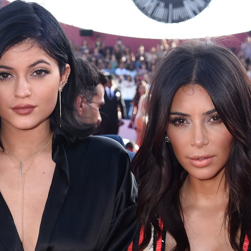 Kim Kardashian and Kylie Jenner Look Like Twins in These Photos – Kylie and  Kim Wear Matching Leggings, Yeezy Outfits