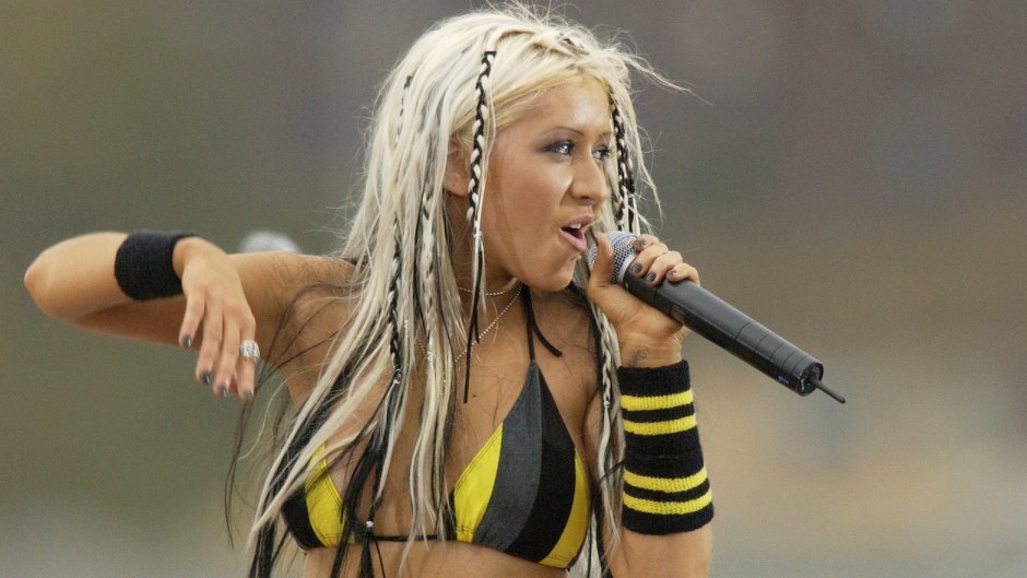 940px x 529px - Christina Aguilera's Most Memorable Looks Ever: Style Evolution