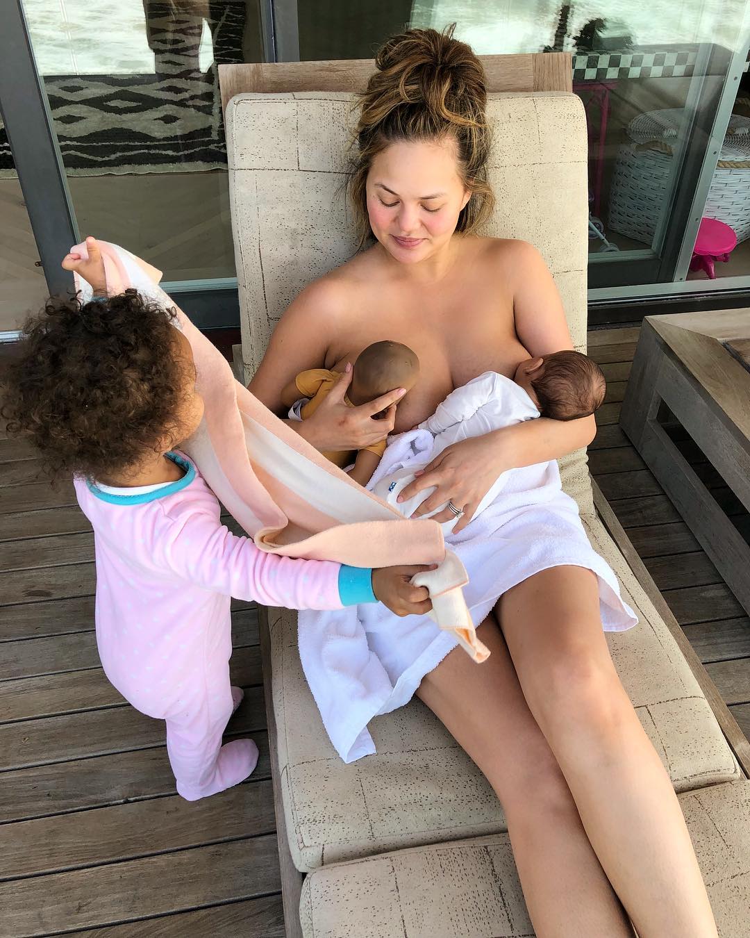 200px x 250px - Breastfeeding Celebrities: Famous Moms Get Real on Instagram