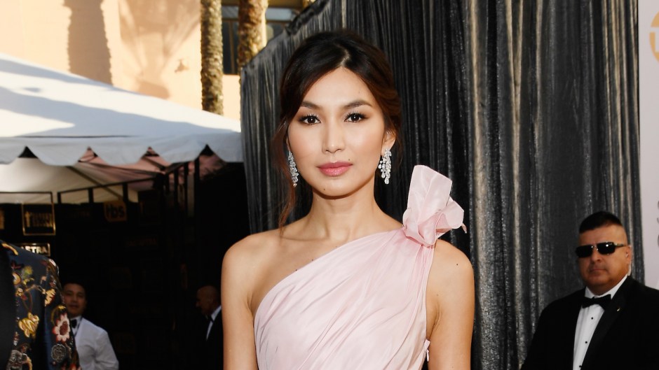 Gemma Chan S Sag Awards Look Crazy Rich Asians Star Pretty In Pink