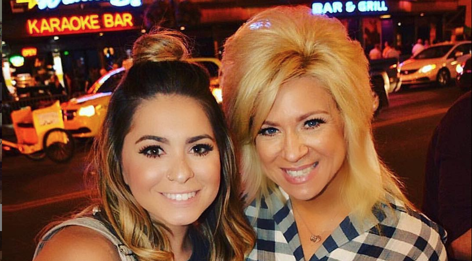 Long Island Medium Theresa Caputos Daughter Victoria Is Engaged 