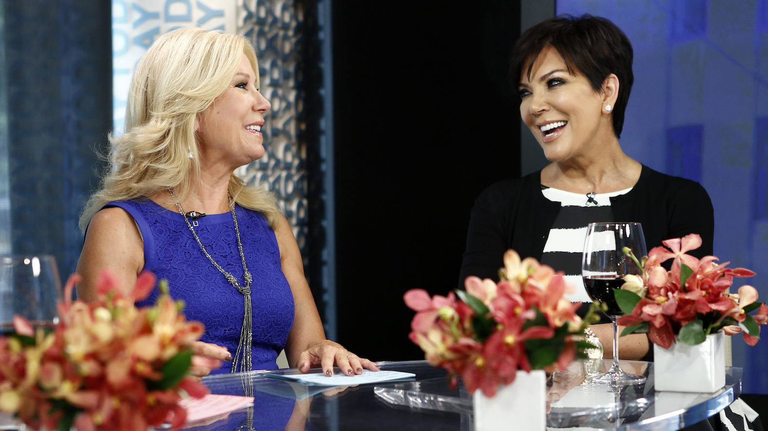1576px x 884px - Kathie Lee Gifford 'Loaned Kris Jenner Money' and Wants It Back