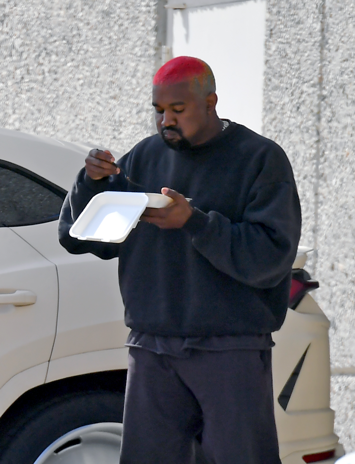 Kanye west sales wearing sweatpants