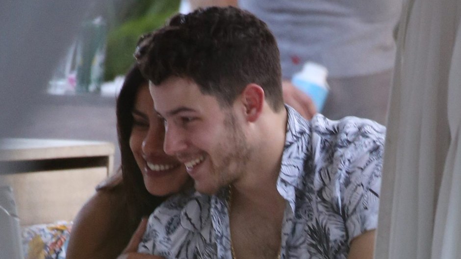 Xxx On Nick Jonas - Nick Jonas and Priyanka Chopra Are So Cute Snuggled By the Pool