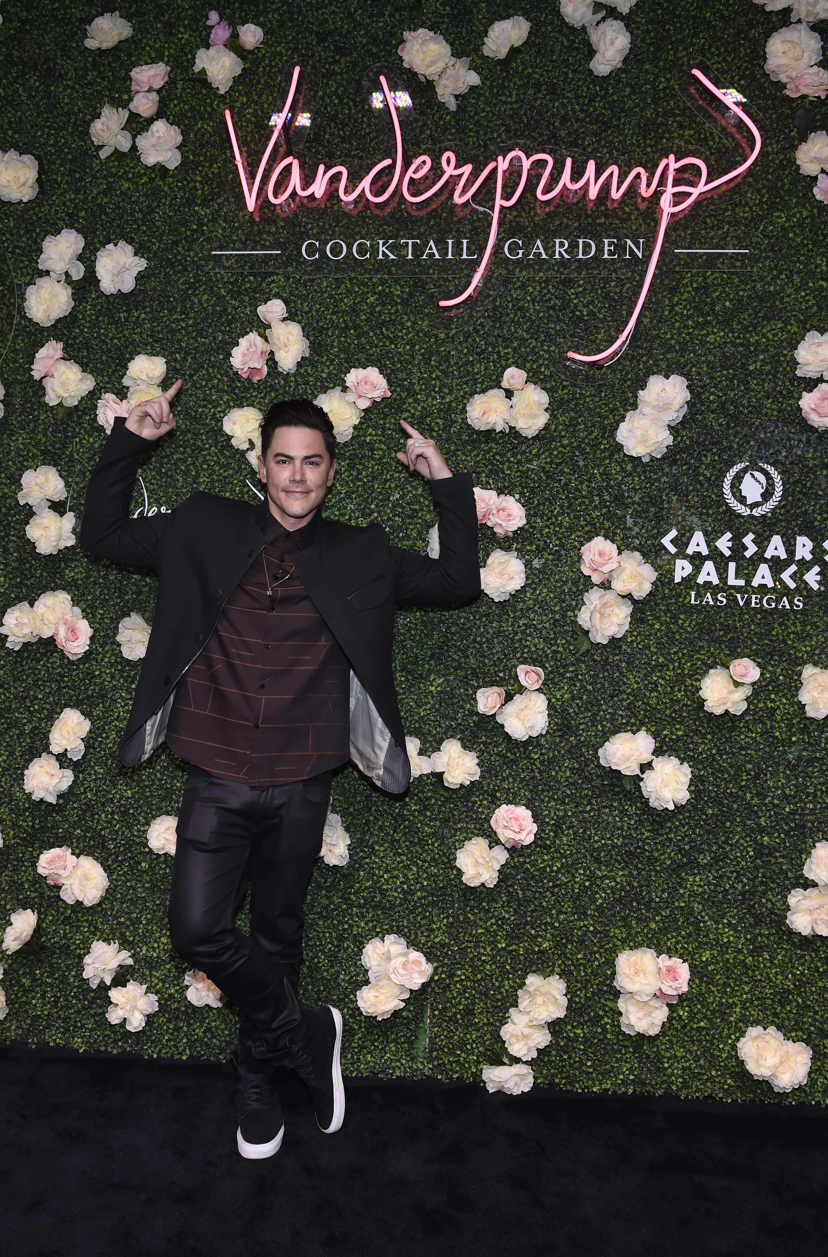 Grand Opening Of Vanderpump Cocktail Garden At Caesars Palace - The Knot  News