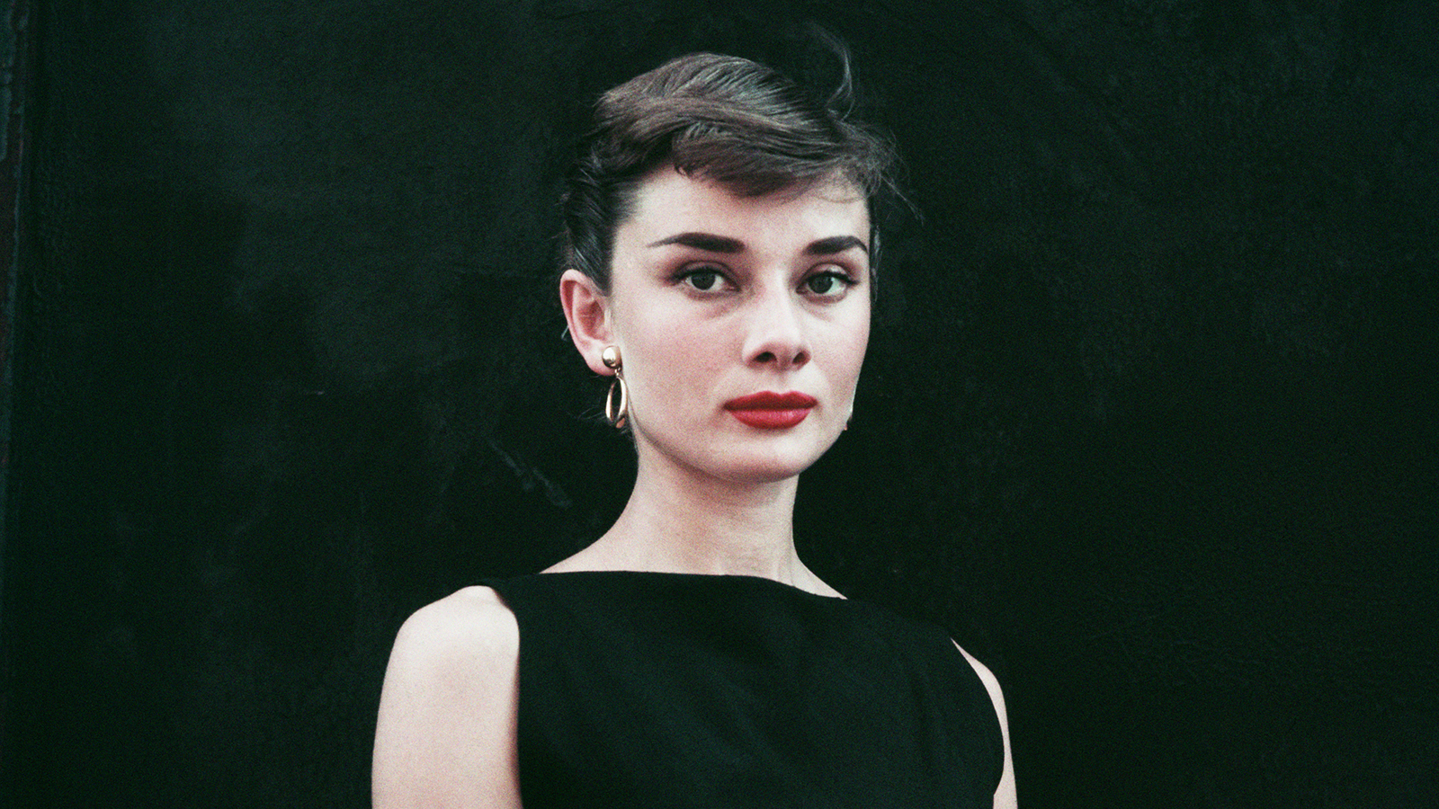 Audrey Hepburn Style: See Her Best Looks