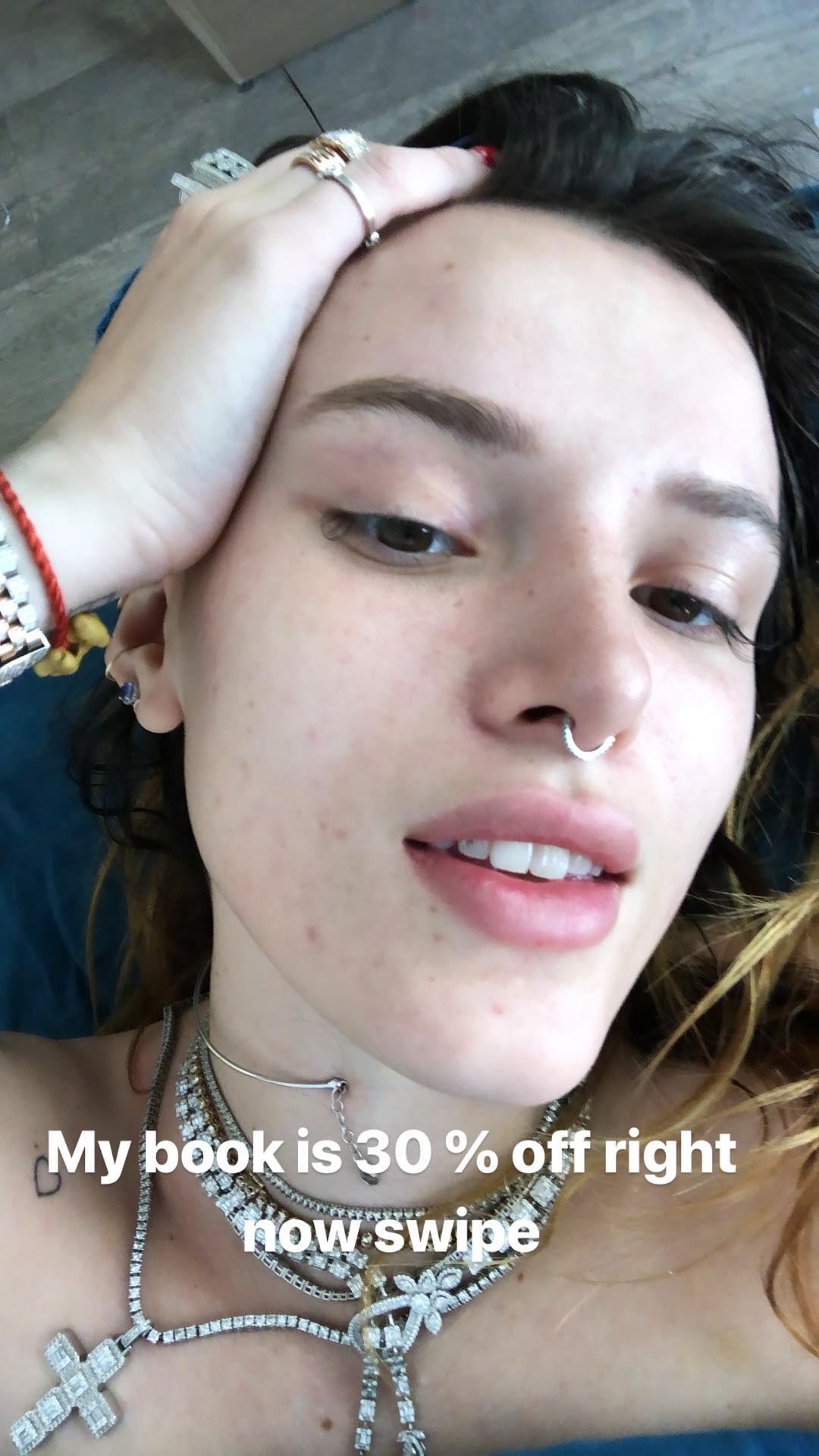 Bella thorne deals acne