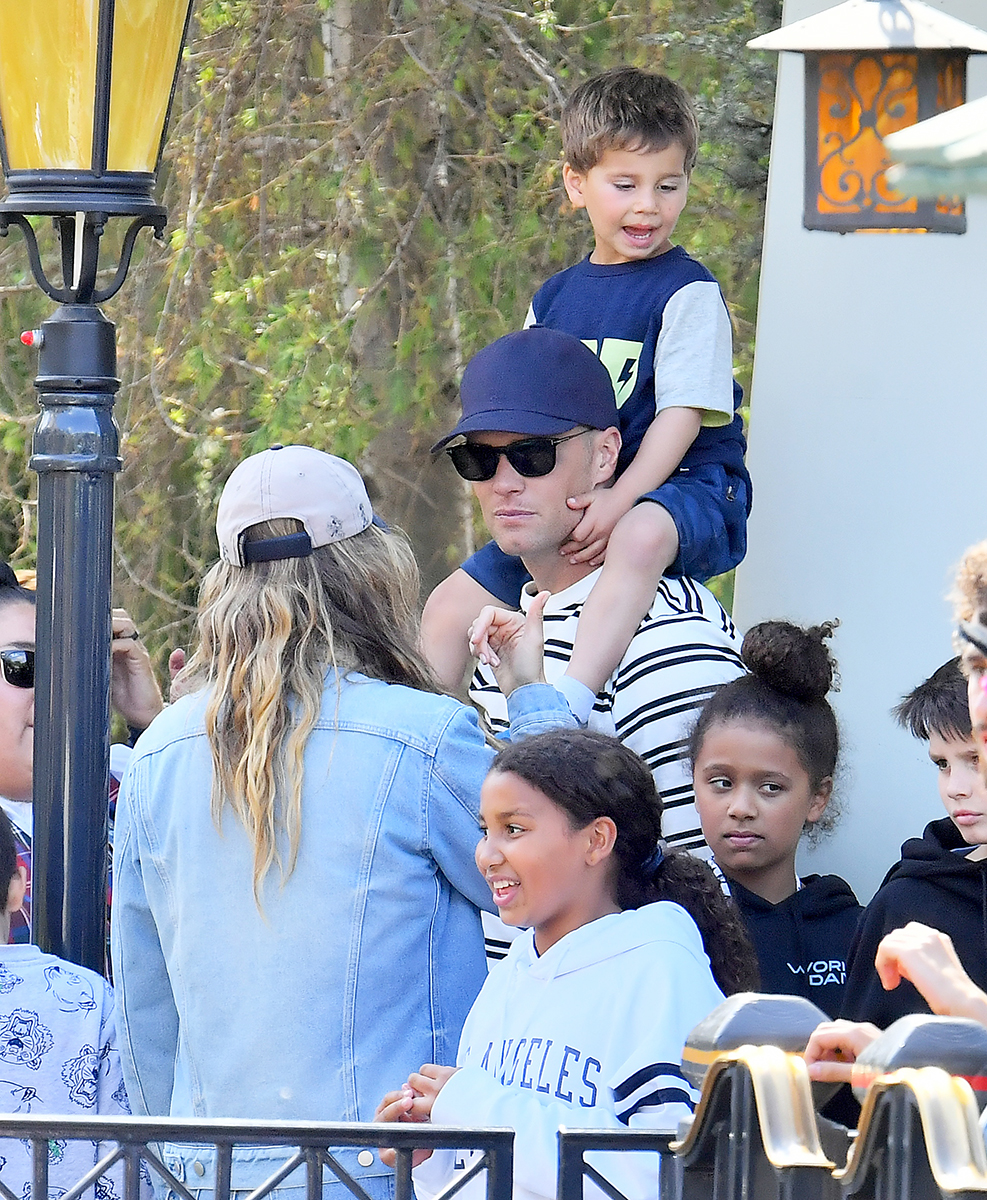 Tom Brady and Gisele Bundchen Go to Disneyland With Kids