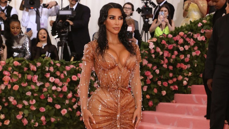 Kim Kardashian Corset for 2019 Met Gala Dress: See Her Tiny Waist | Life & Style