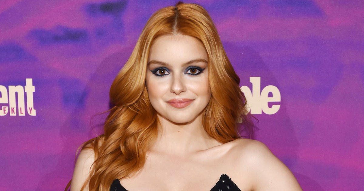 Ariel Winter Reflects On Clapping Back At Internet Trolls 