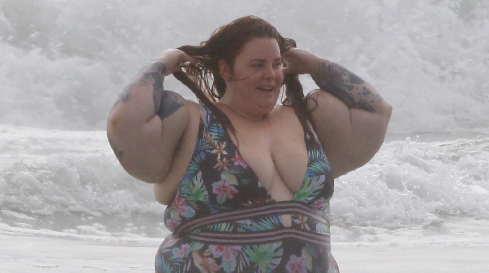 Tess Holliday Xxxvideo - Tess Holliday Rocks Swimsuit: Photos of the Models Floral 1-Piece