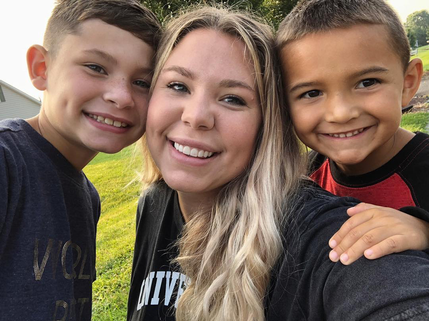 Kailyn Lowry Says Shes Having Twins See Tweet About Baby P