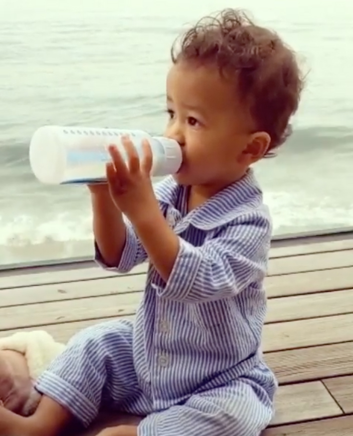 Chrissy Teigen John Legend Kids