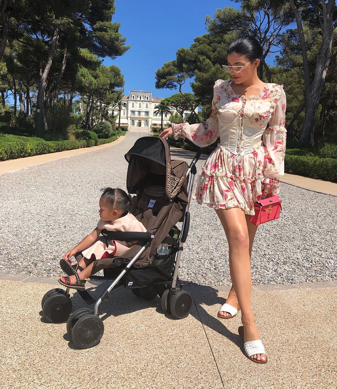 Kylie Jenner's Fendi Stroller & Outfit Prove She's The Coolest Mom