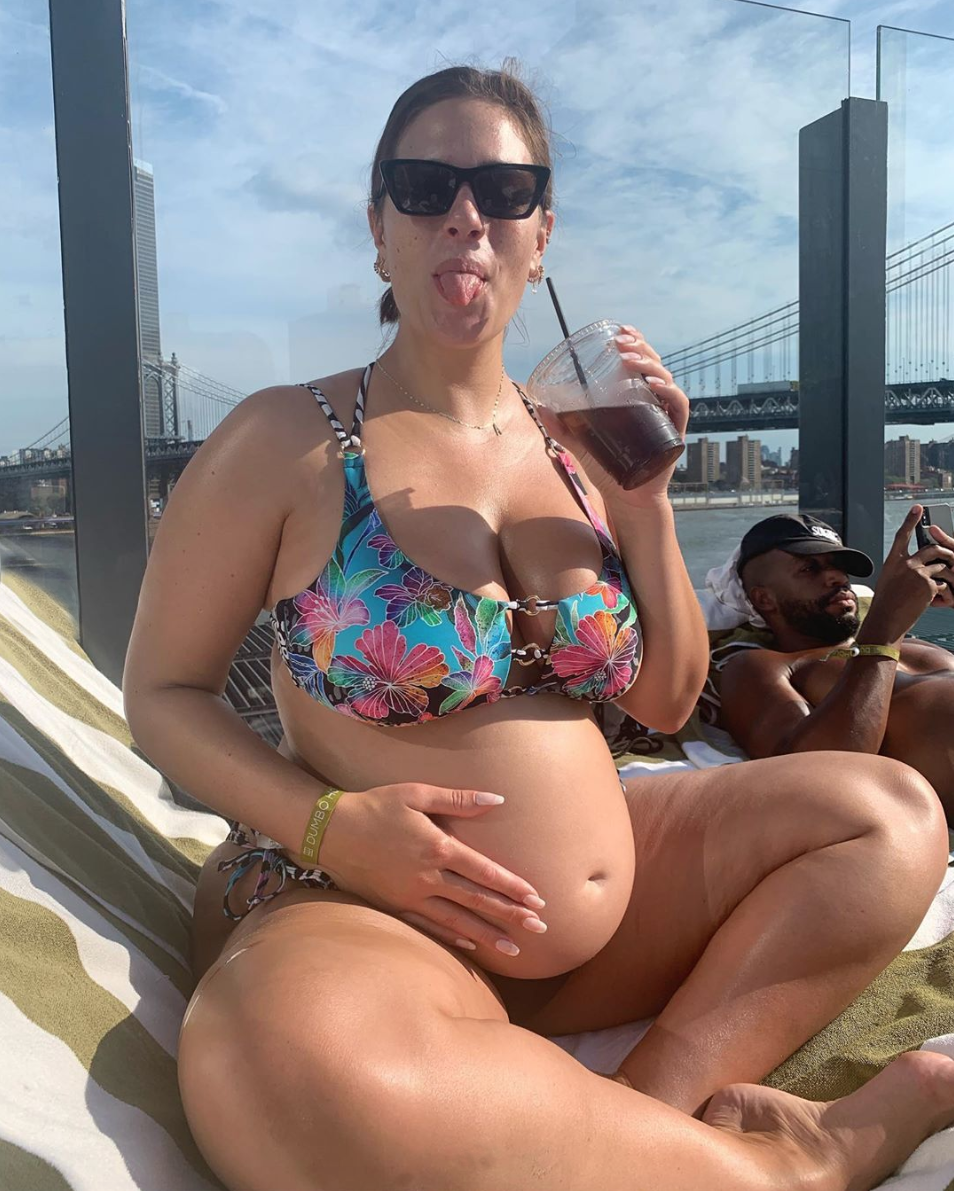 Ashley Graham Fuck - Pregnant Ashley Graham Flaunts Her Baby Bump on 'Staycation'