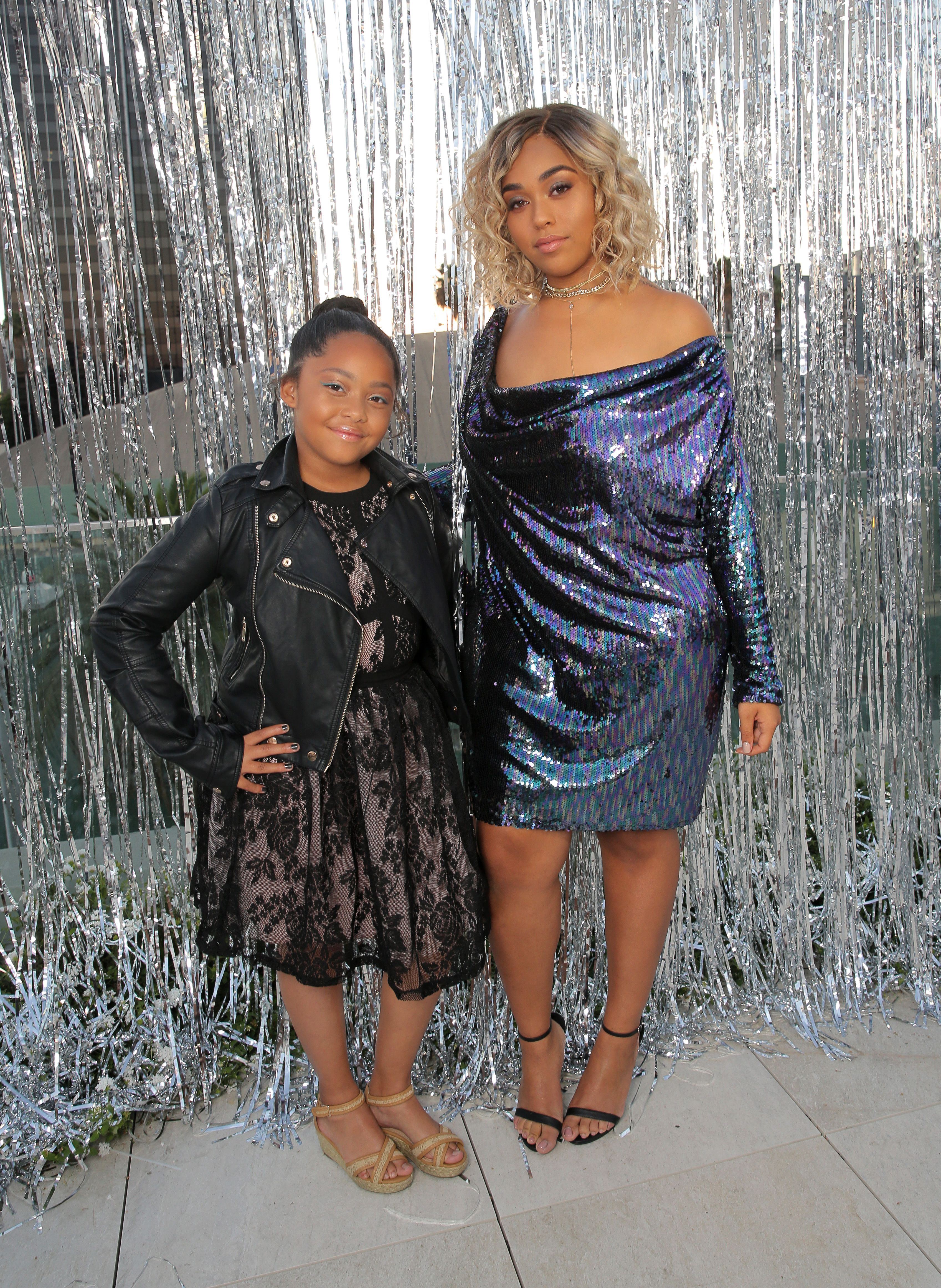 Jordyn Woods and her little sister😍