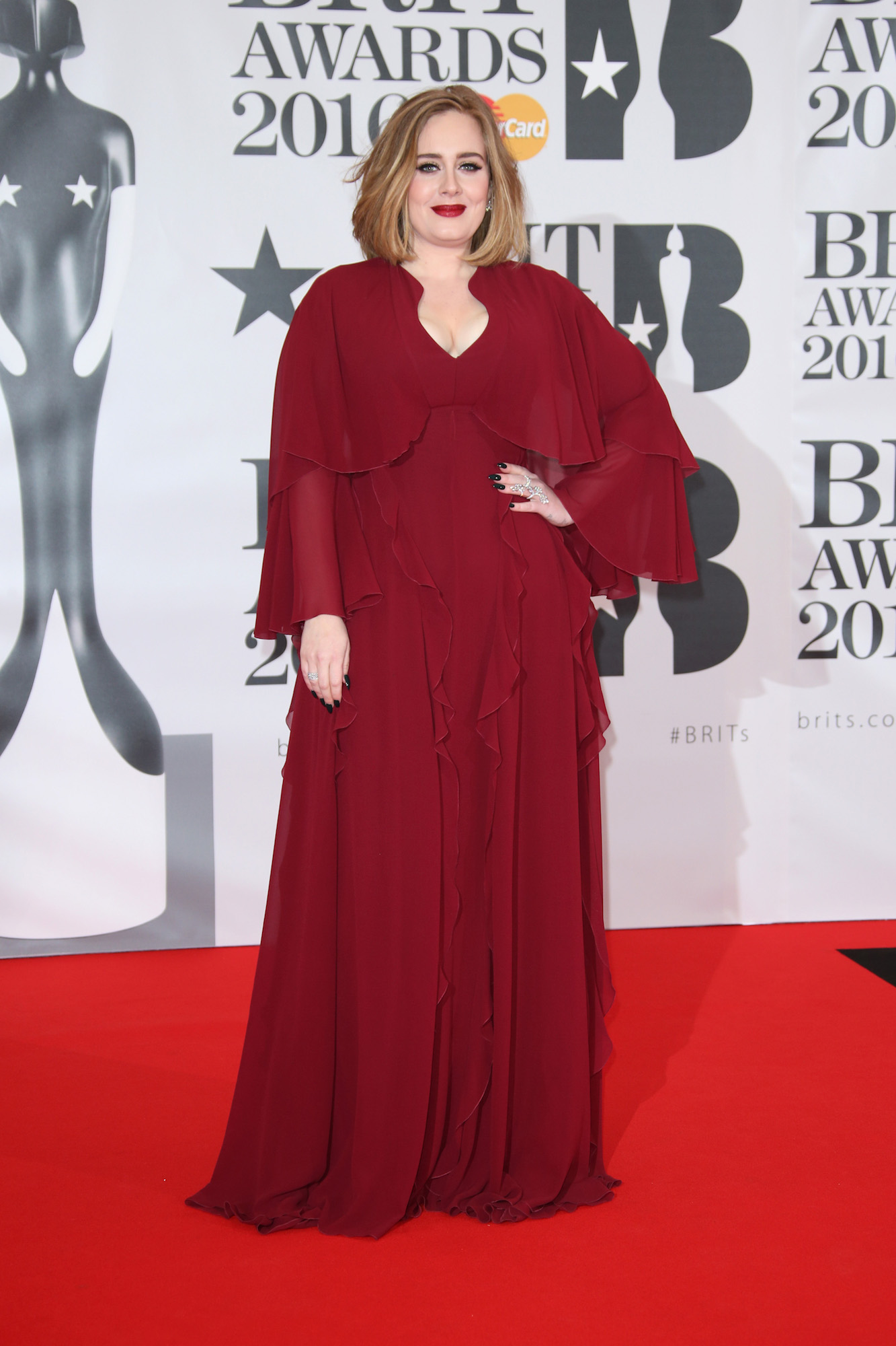 Adele Shows Off Incredible Weight Loss in New Holiday Photos