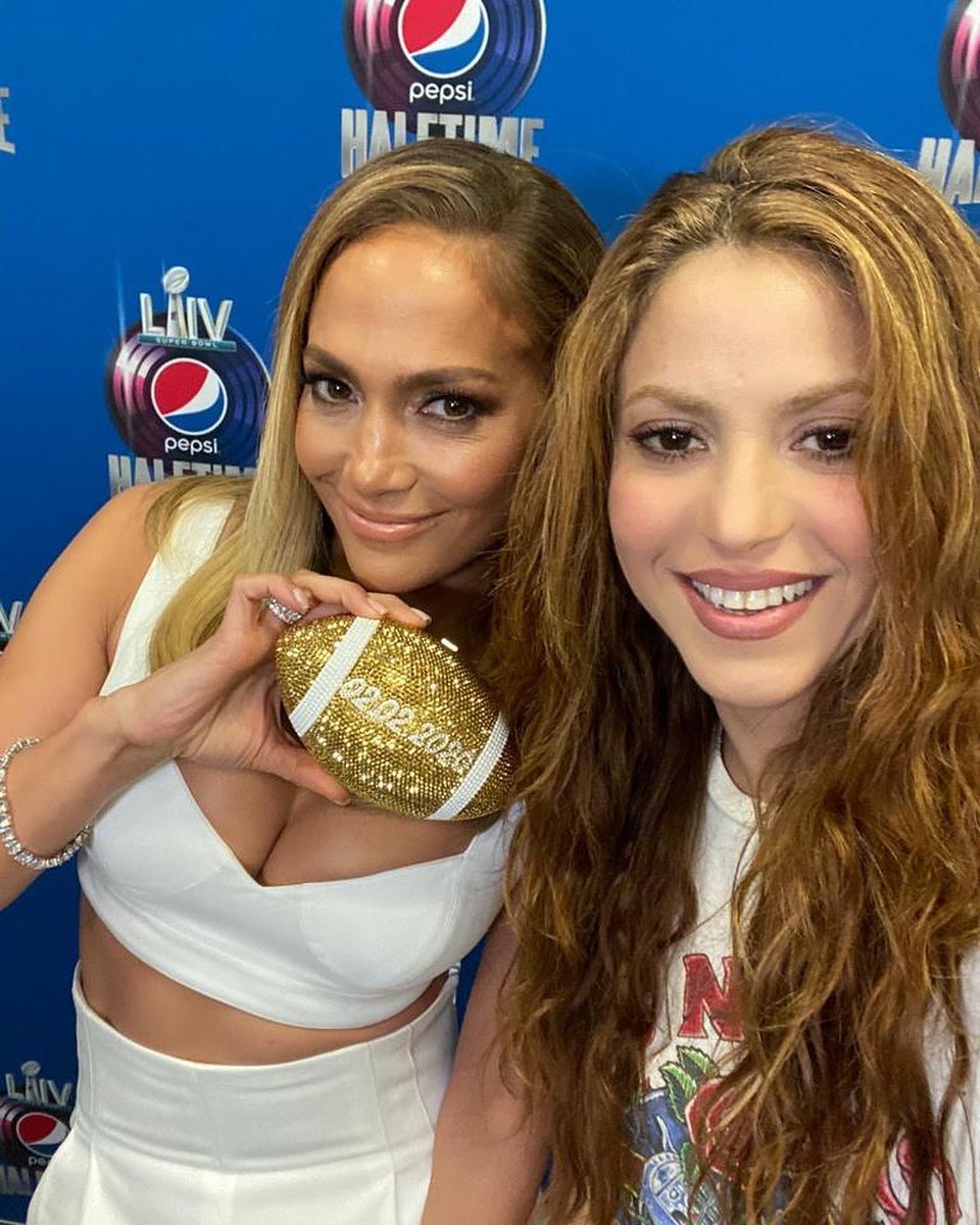 Why Jennifer Lopez and Shakira Won't Get Paid for the Super Bowl Halftime  Show