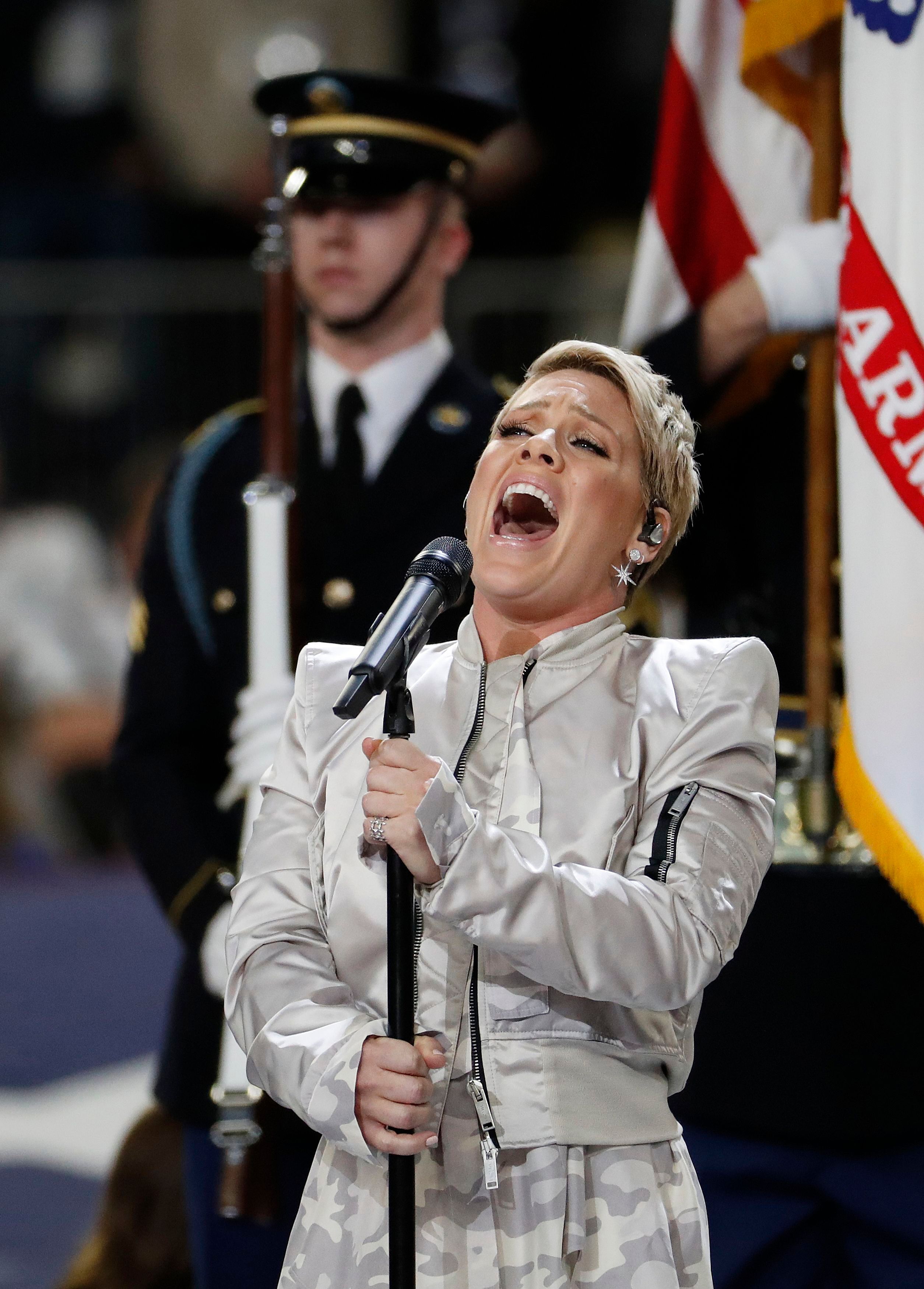 The 10 best Super Bowl national anthem performances