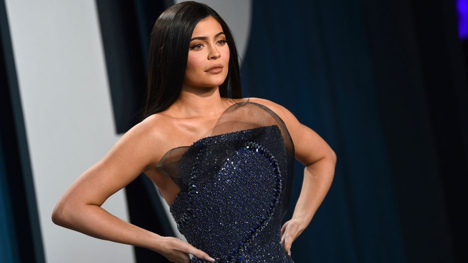 Kylie Jenner 'Vanity Fair' Oscars Afterparty Dress See Photos!