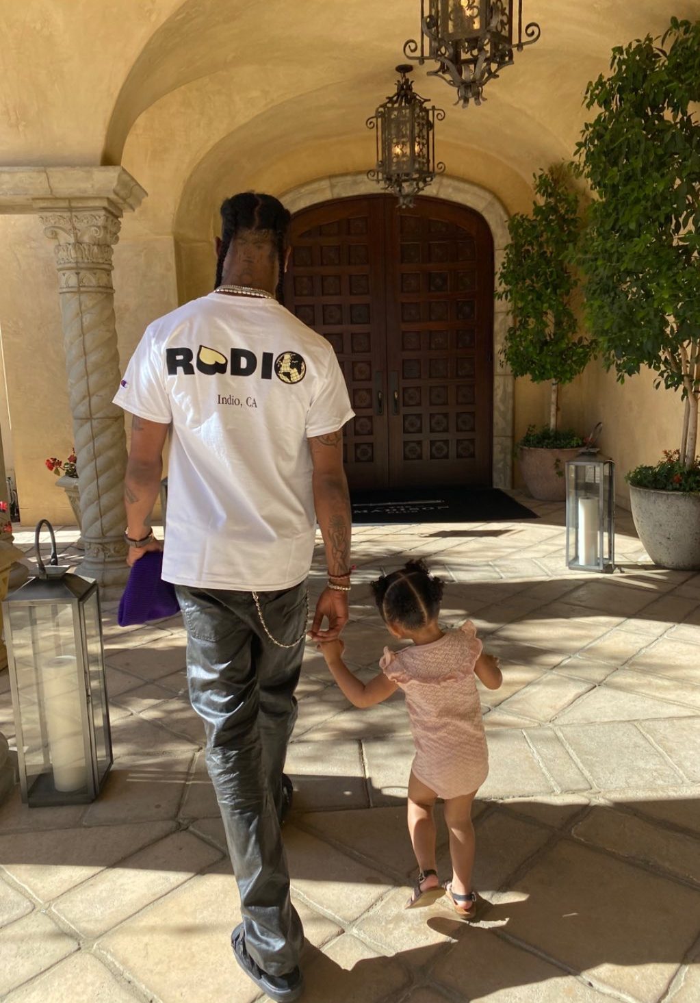 Stormi Webster Rocks Dad Travis Scott's New Nike Shoes: Pic – Hollywood Life
