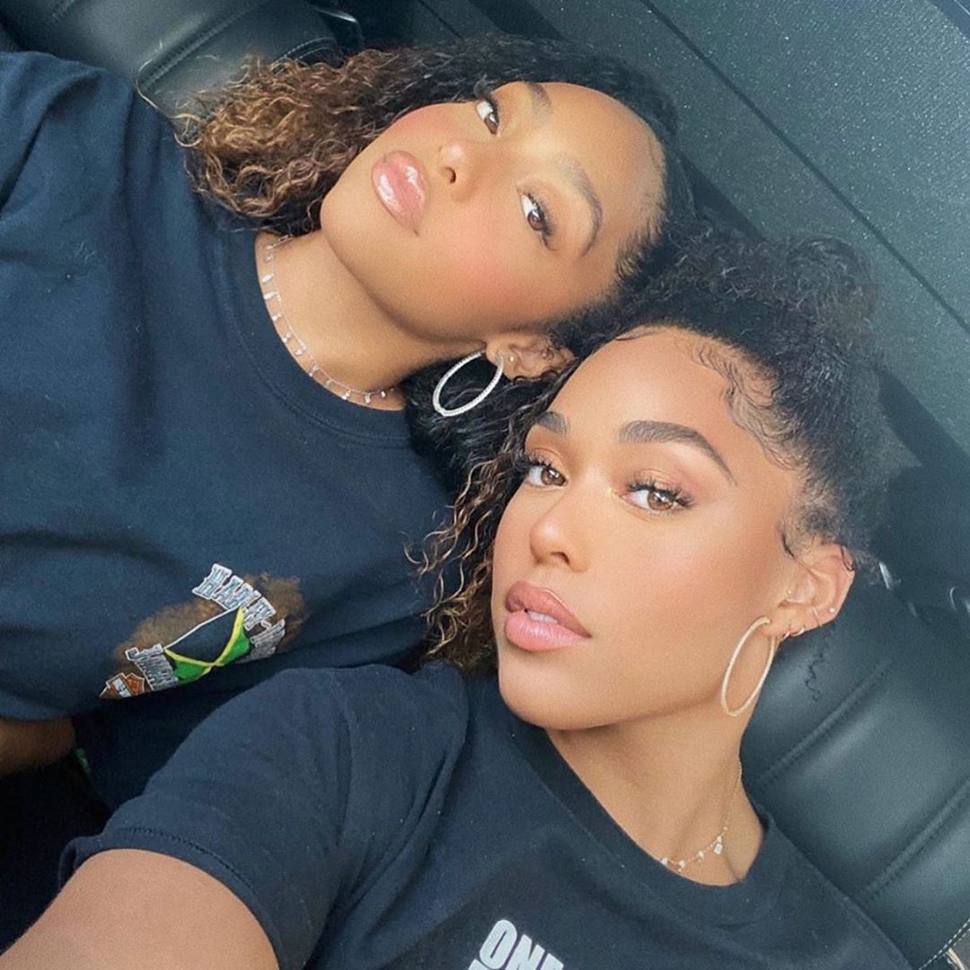 JORDYN WOODS, MOM, AND SISTER LOOK LIKE TRIPLETS IN NEW PHOTO