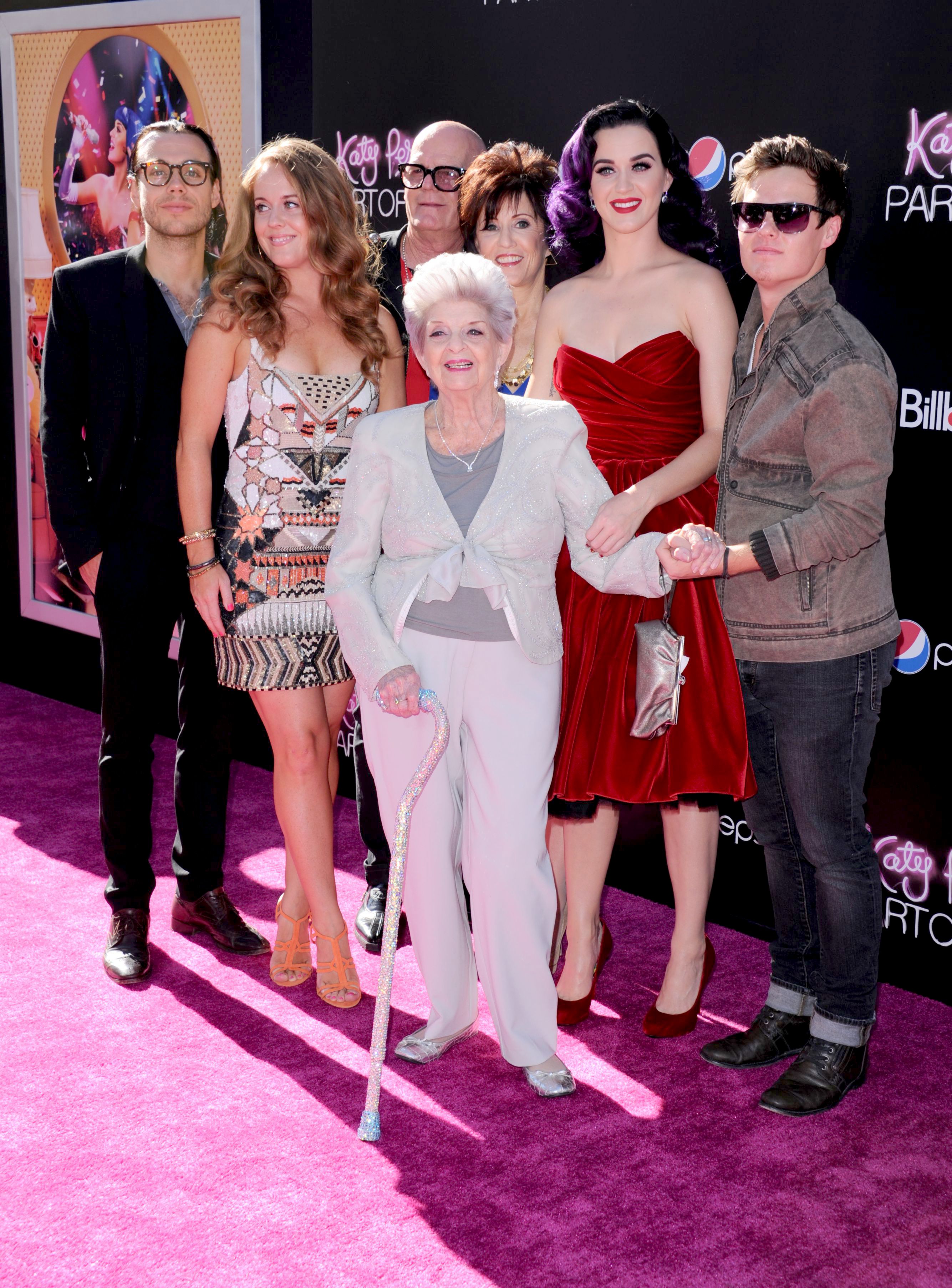 Who is Katy Perry's Family? Meet the Singer's Parents and Siblings ...