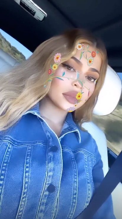 Kylie Jenner Listens To Travis Scott S Give No Fxk Amid Dating Rumors