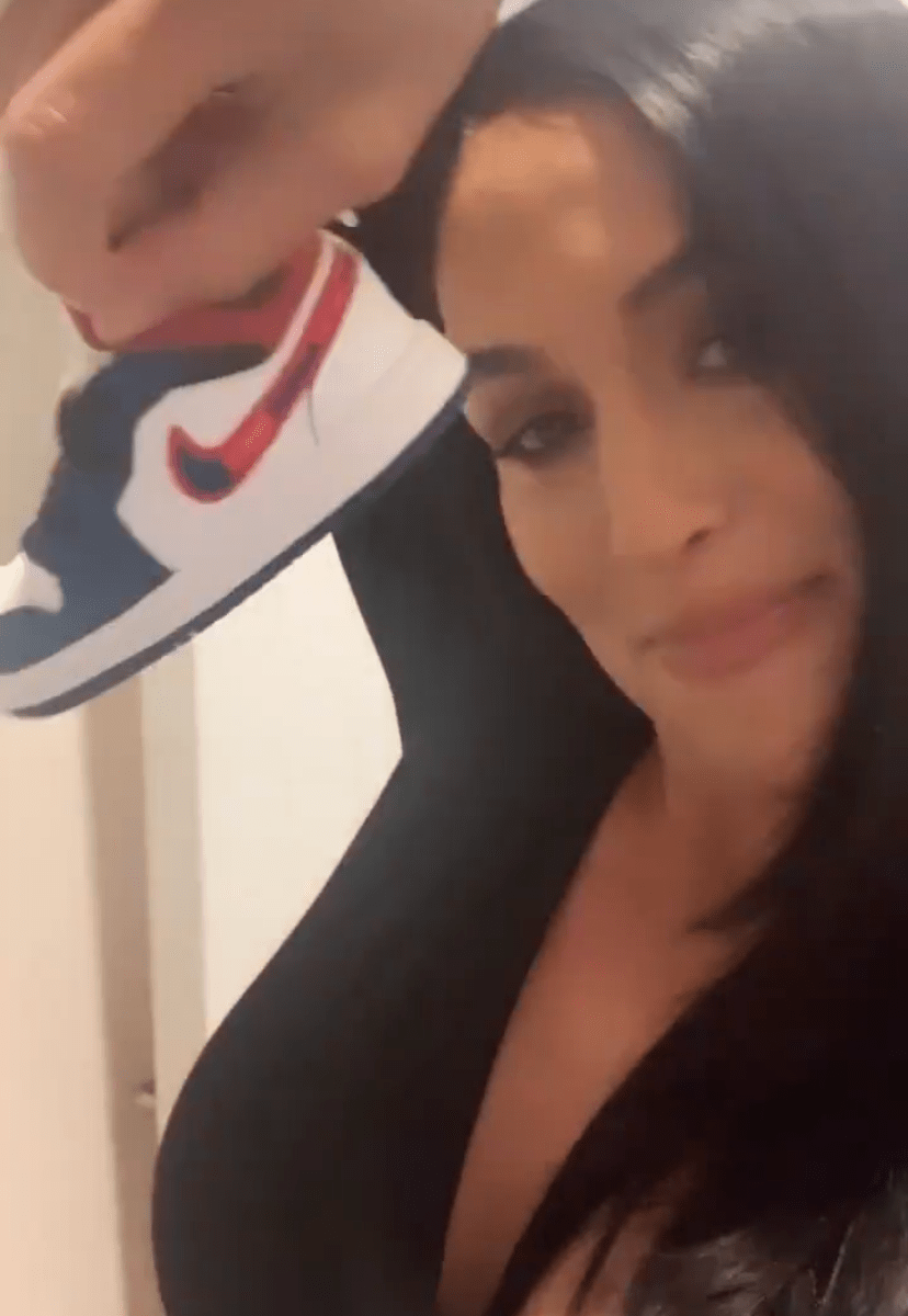 Nicki Bella Declares Her Love For Nike Dunks