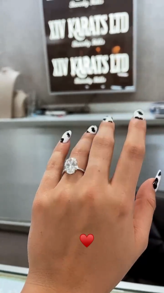 Are Addison Rae And Bryce Hall Engaged Tiktok Star Spotted With Ring