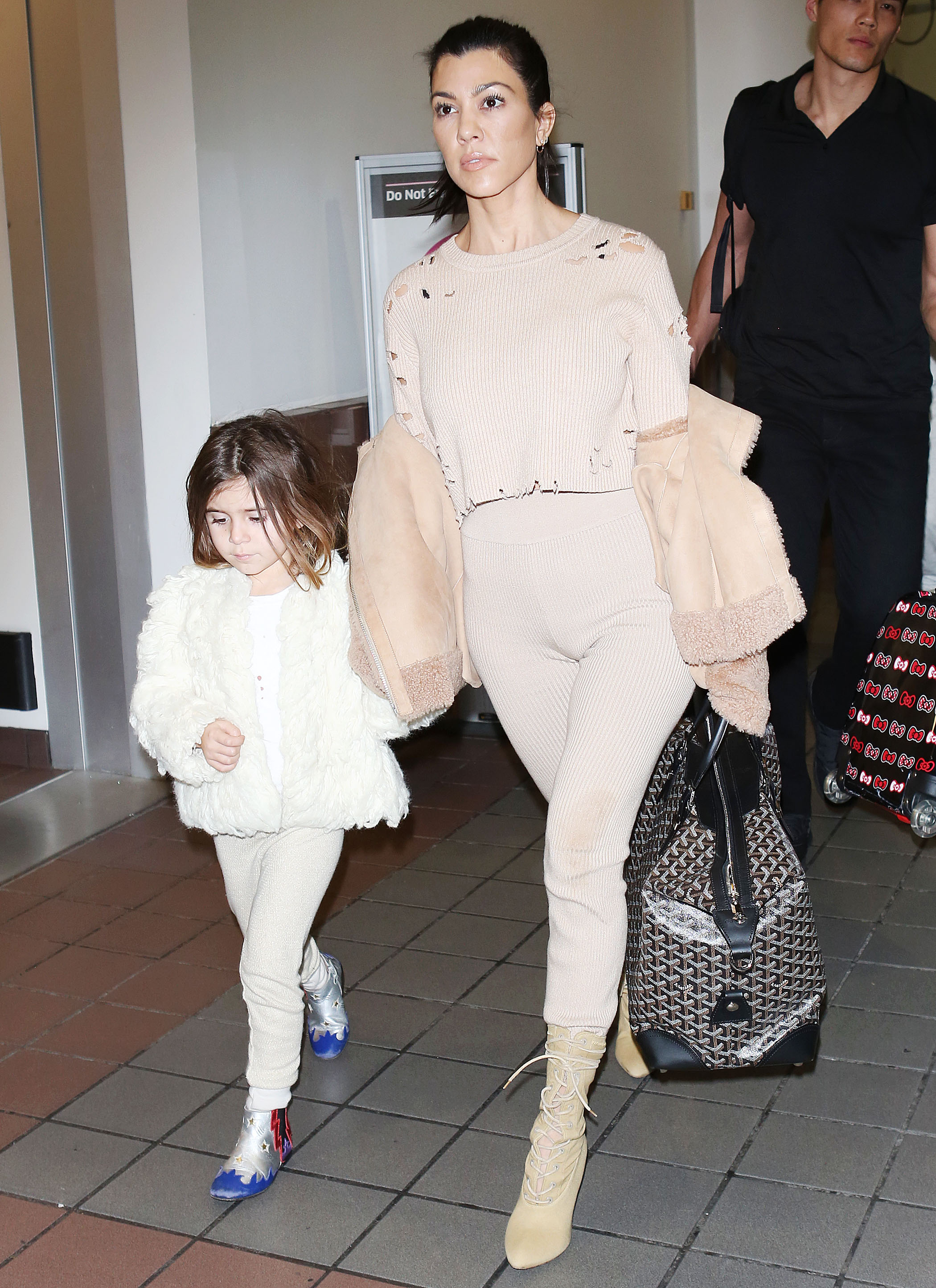 Penelope Disick With Kourtney Kardashian & Scott Disick – Photos