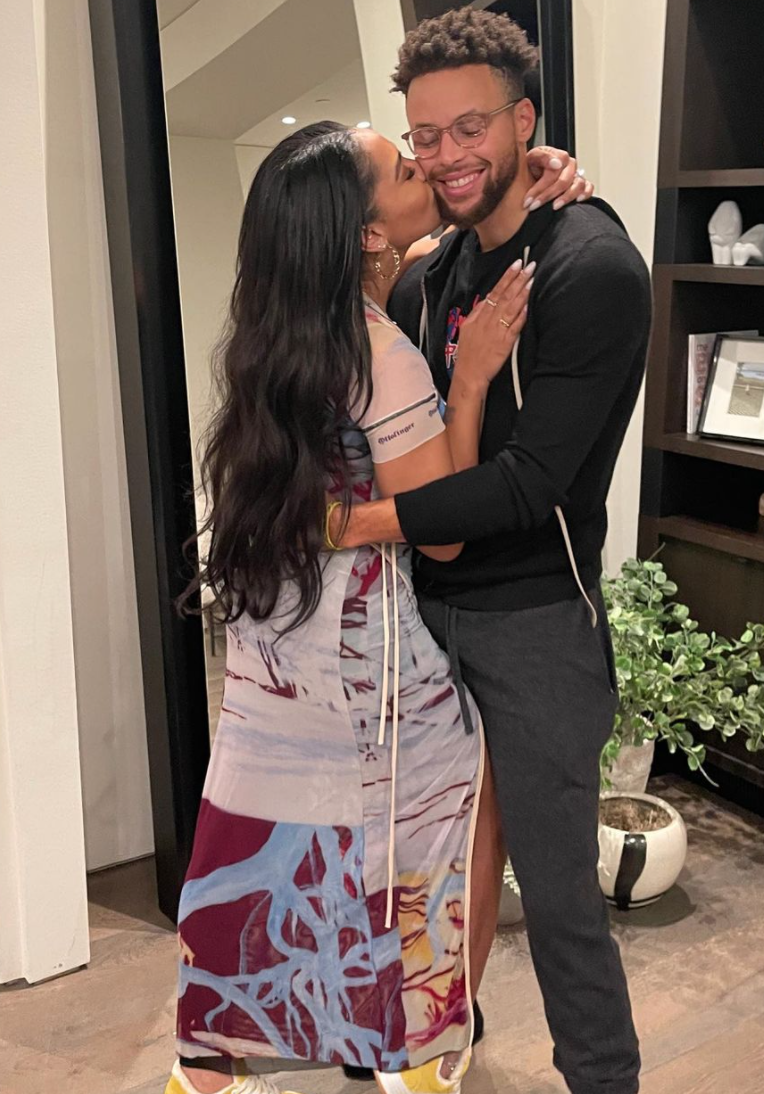 Ayesha Curry And Steph Curry Cutest Moments See Couple Photos