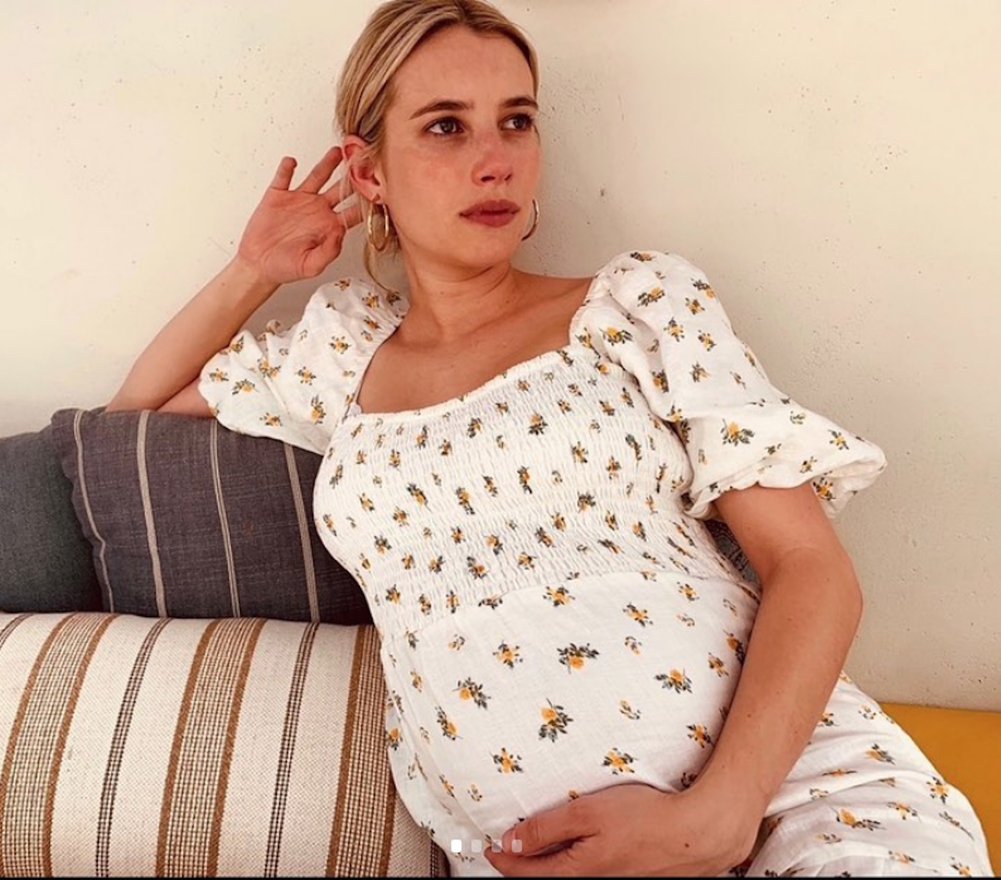 2000px x 1758px - Emma Roberts Baby Bump Photos: See the Pregnant Actress!