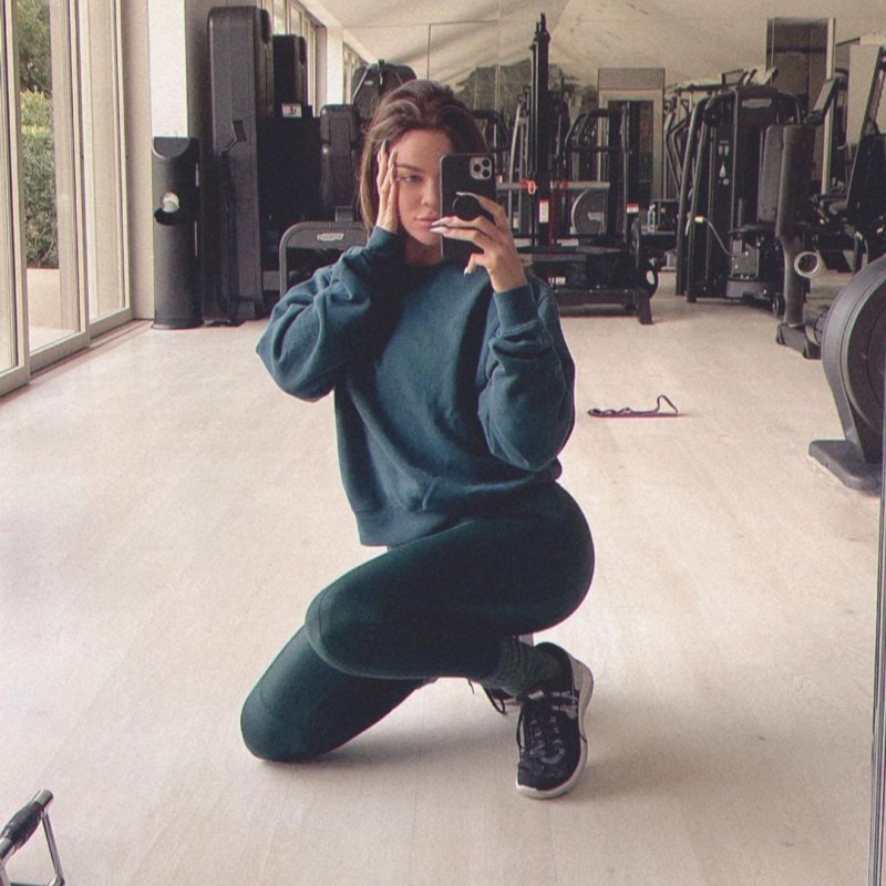 Khloé Kardashian's Go-To Workout Leggings Are On Major Sale