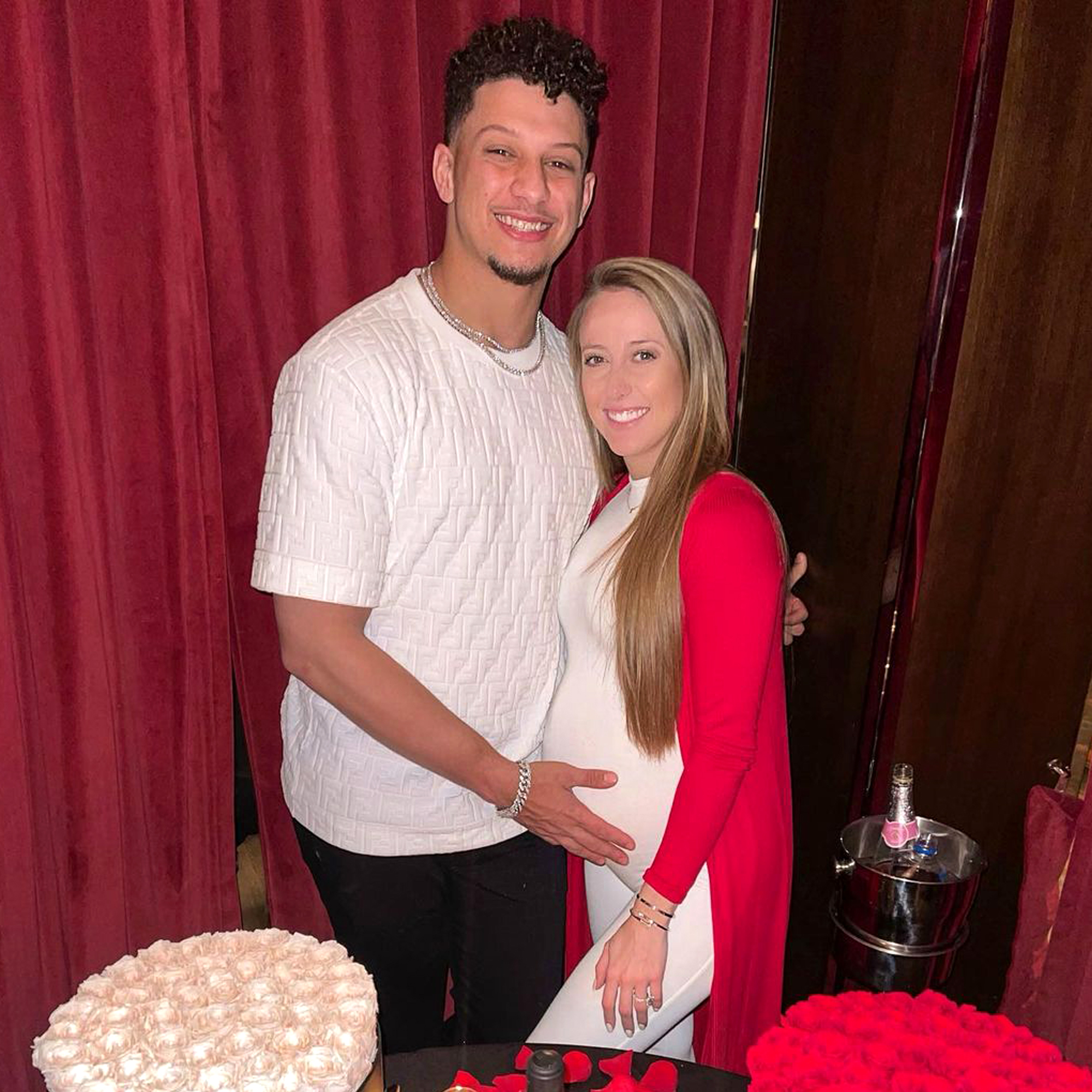 Brittany Mahomes wow's in risque maternity shoot (Photo)