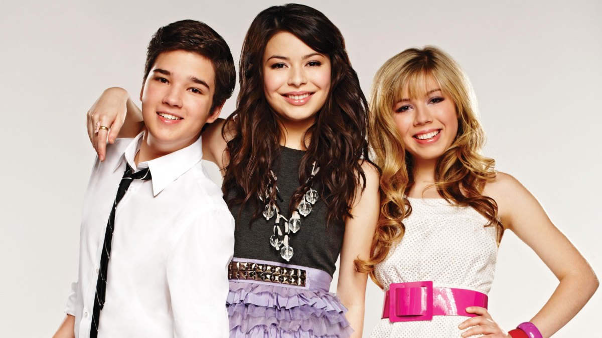 1200px x 675px - iCarly' Cast Today: Miranda Cosgrove, Jennette McCurdy and More