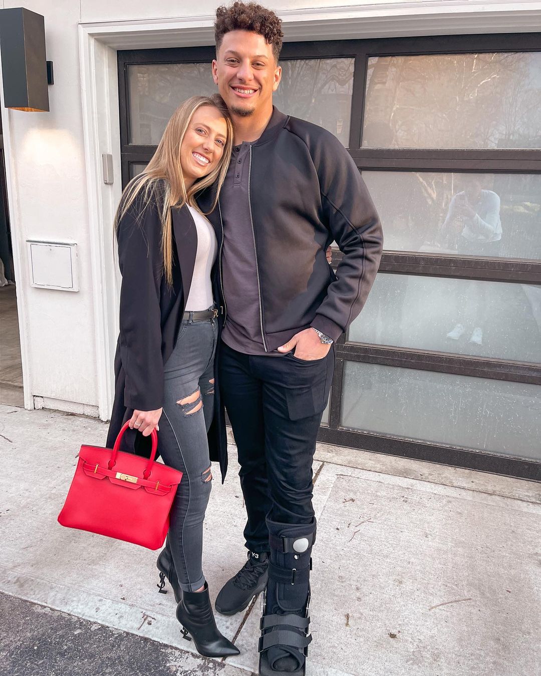 Chiefs QB Patrick Mahomes And Fiancée Brittany Announce Wedding Date –  OutKick