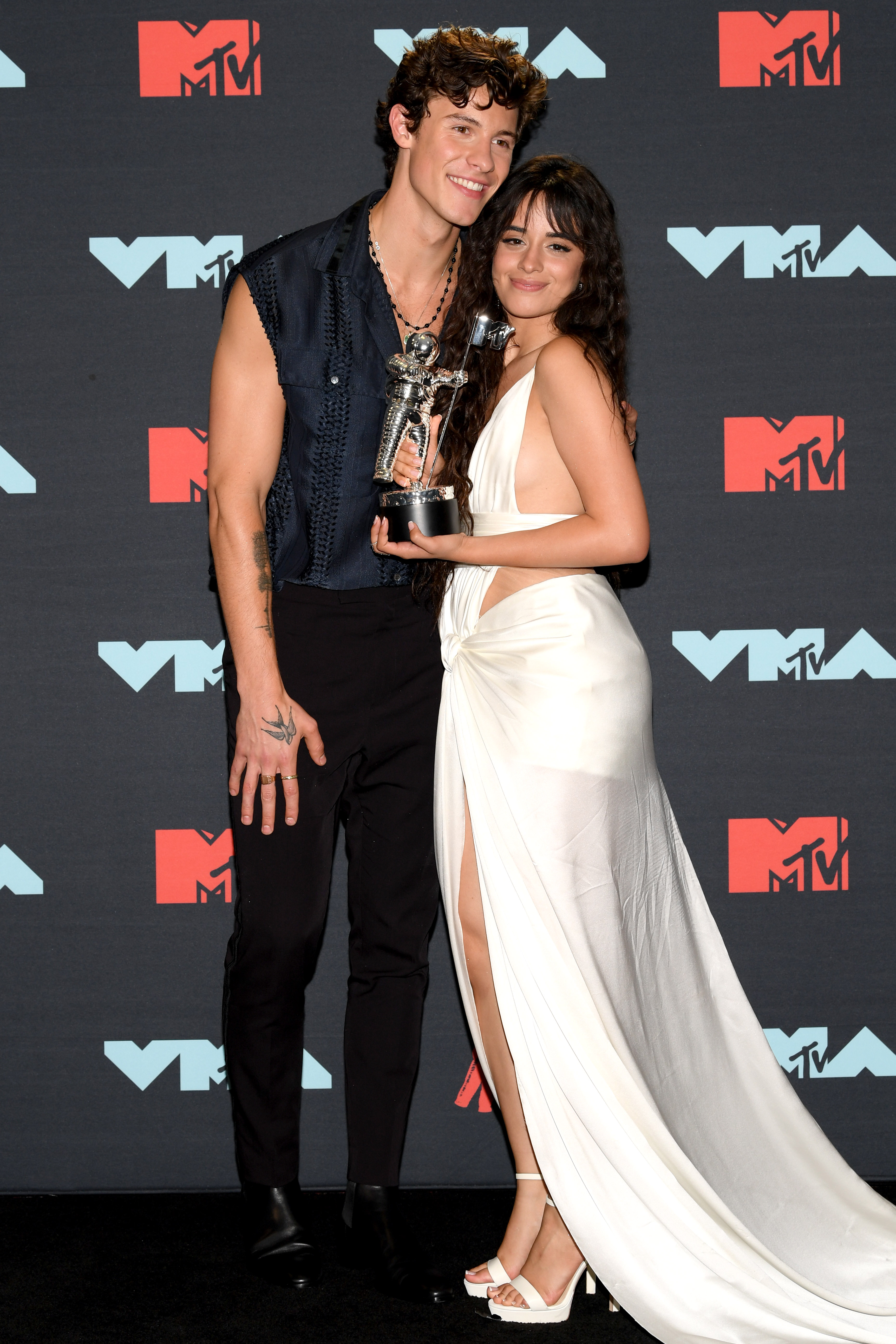 Shawn Mendes & Camila Cabello's Relationship Timeline: They Reunited?